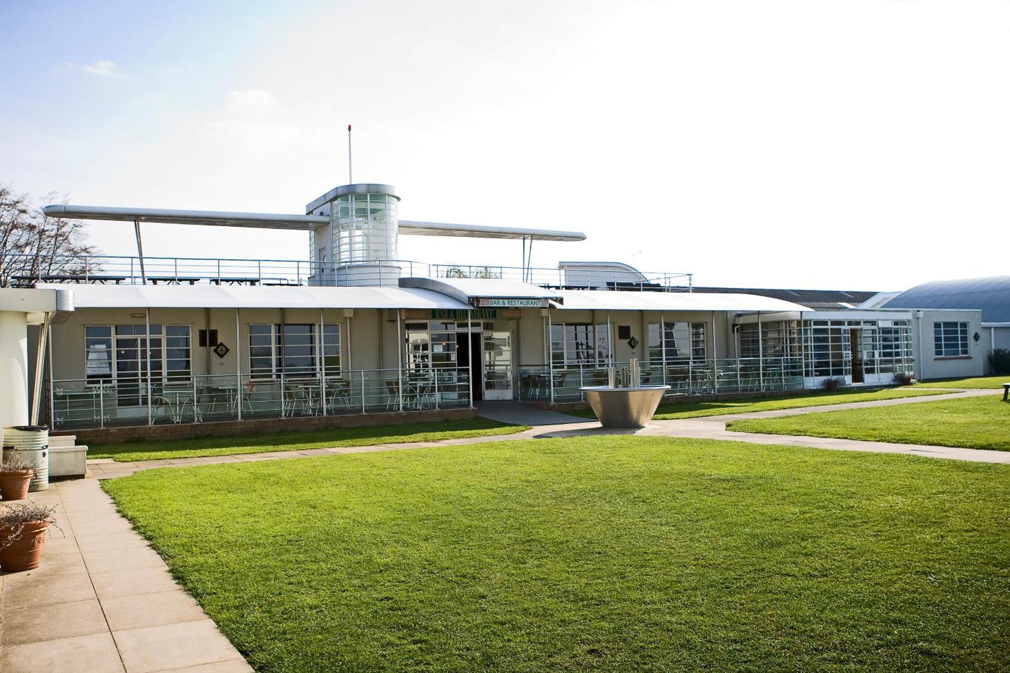 The Aviator Hotel Sywell ภายนอก รูปภาพ